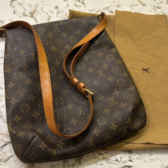 Louis Vuitton Musette Salsa Bag - Picture 2 of 5